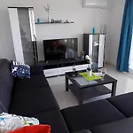 דירה By The Sea Povile, - 13294 *