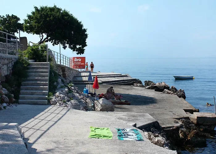 By The Sea Povile, - 13294